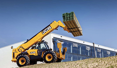 Телескопический погрузчик JCB